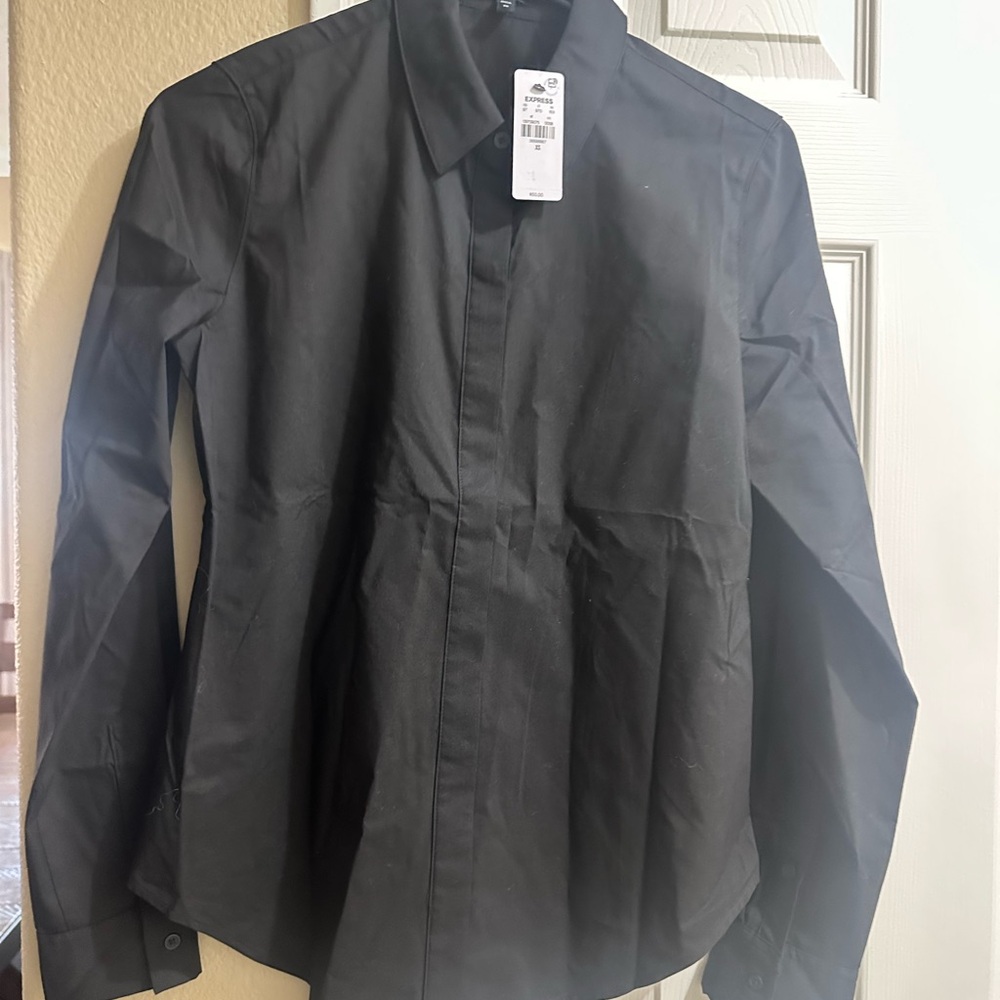 Women’s Express slim fit Portifino button down shirt.
